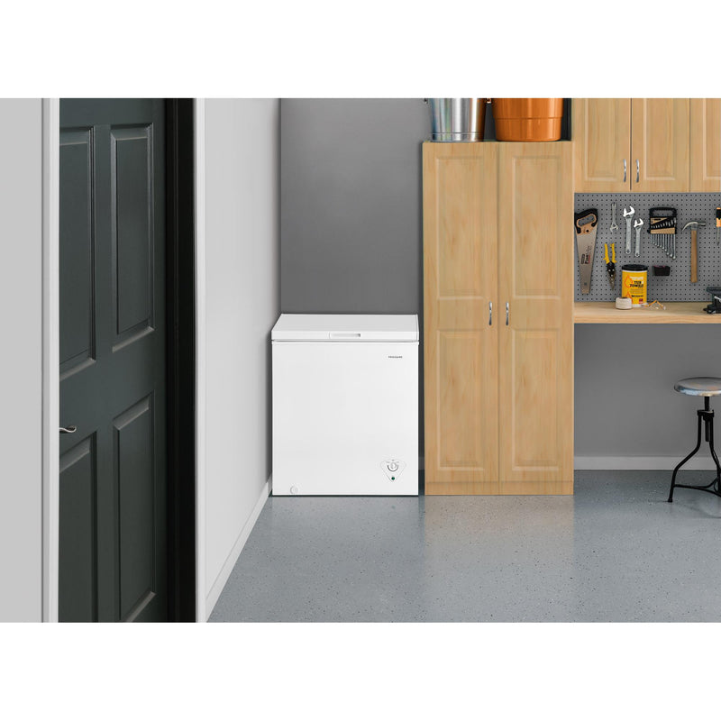Frigidaire 5 cu.ft. Chest Freezer FFFC05M1TW IMAGE 7