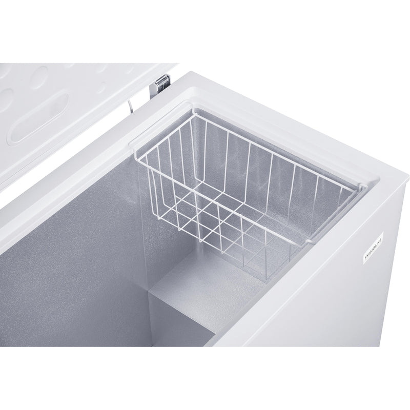 Frigidaire 8.7 Cu. Ft. Chest Freezer FFCS0922AW IMAGE 10